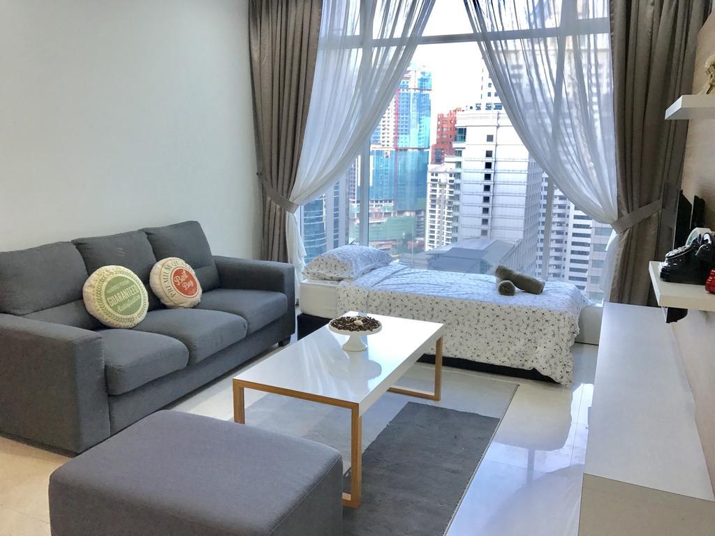 Soho Suites Klcc By Pnut Klcc View Kuala Lumpur Exterior photo